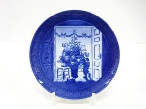 ROYAL COPENHAGEN　ロイヤルコペンハーゲン　「Trimming the tree」　イヤープレート(2000年)　洋食器